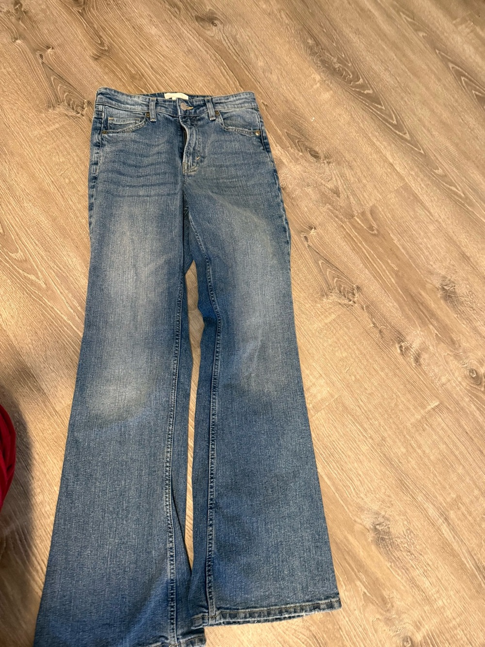 H&M High Waisted Flare Jeans Size 6